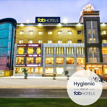 Fabhotel Flora Vastral أحمد أباد المظهر الخارجي الصورة