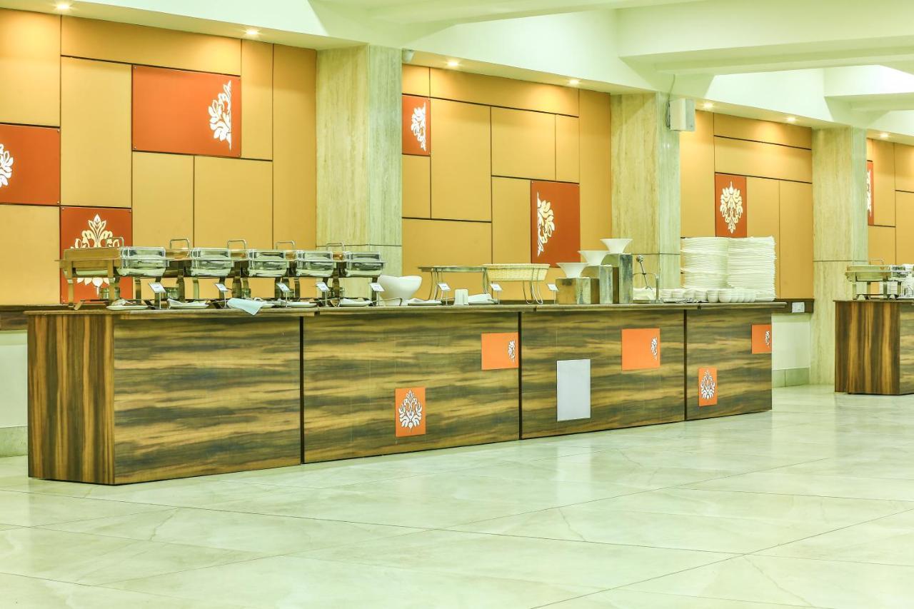 Fabhotel Flora Vastral أحمد أباد المظهر الخارجي الصورة
