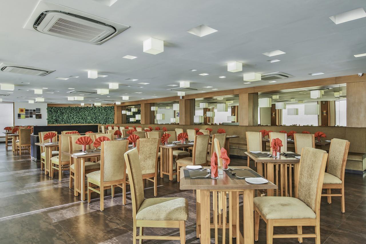 Fabhotel Flora Vastral أحمد أباد المظهر الخارجي الصورة