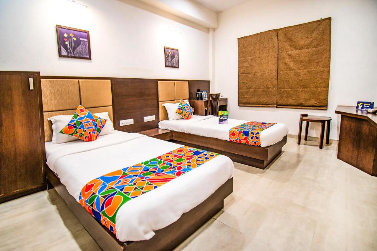 Fabhotel Flora Vastral أحمد أباد المظهر الخارجي الصورة